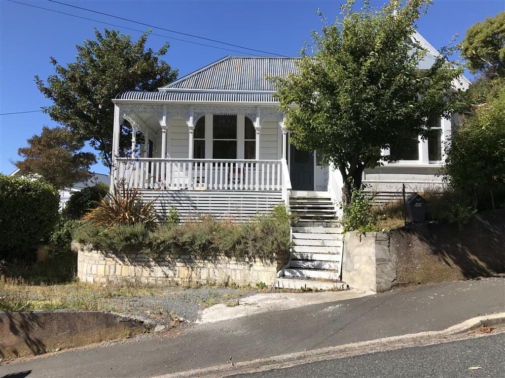 41 Leckhampton Court, Clyde Hill, Dunedin - Carousel 1