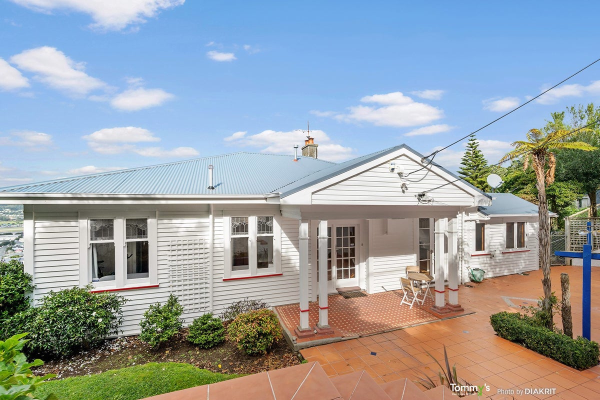 101A Rodrigo Road, Melrose, Wellington - Carousel 2