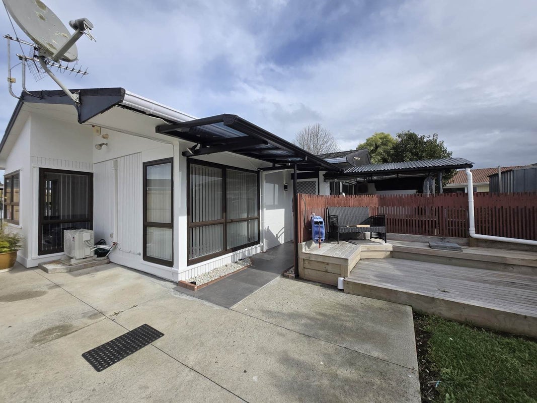1/15 Carolyn Street, Papatoetoe, Auckland - Carousel 1