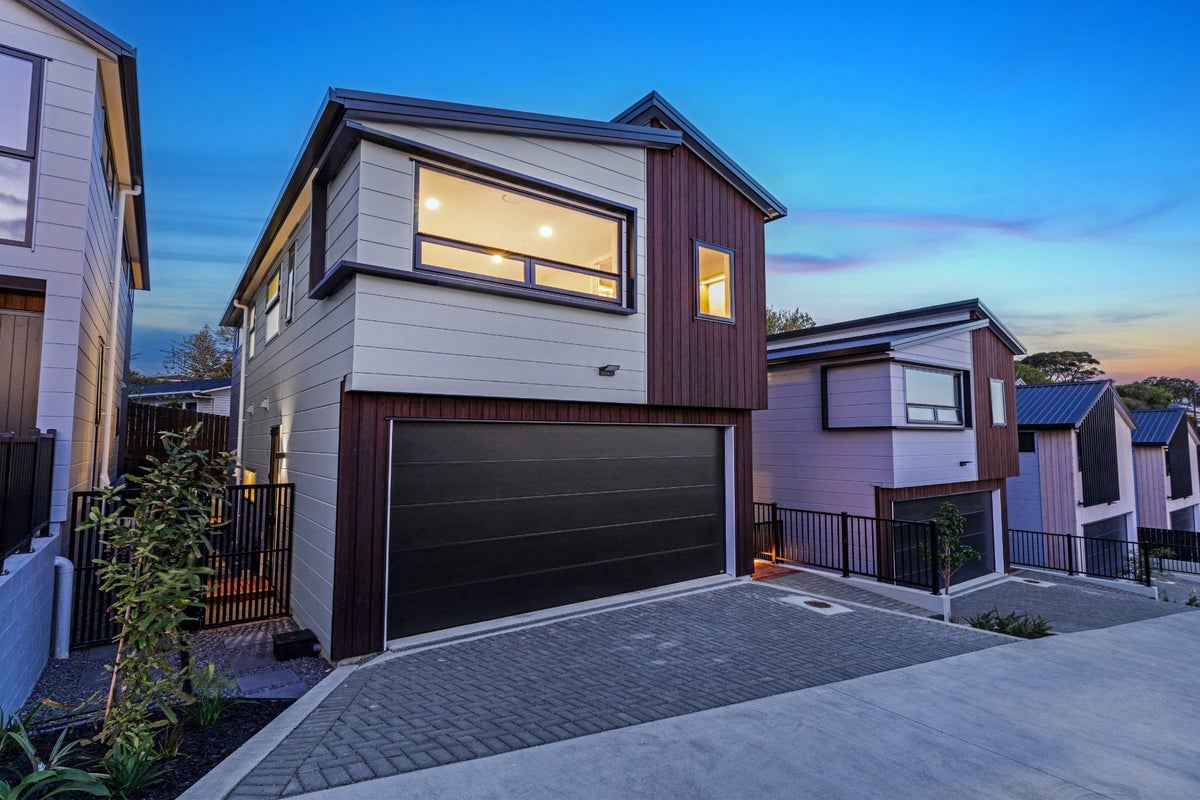 42 Gordon Avenue, Milford, Auckland - Carousel 29
