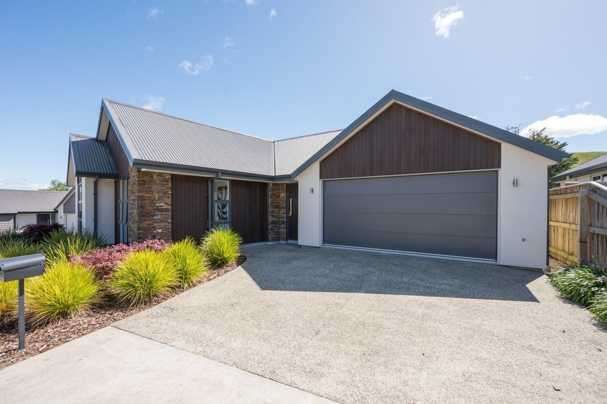 4 Waterson Lane, Stoke, Nelson - Carousel 2