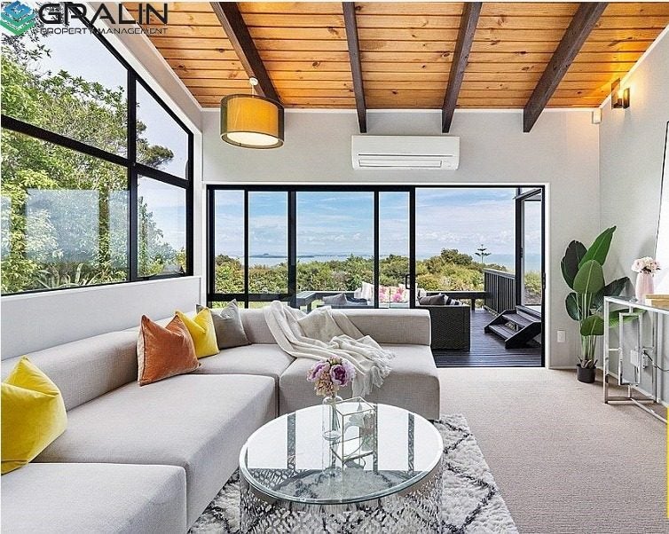 52 Takahe Road, Titirangi, Auckland - Carousel 1