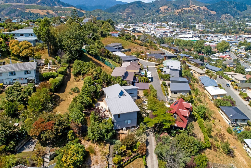 69 Russell Street, Stepneyville, Nelson - Carousel 1