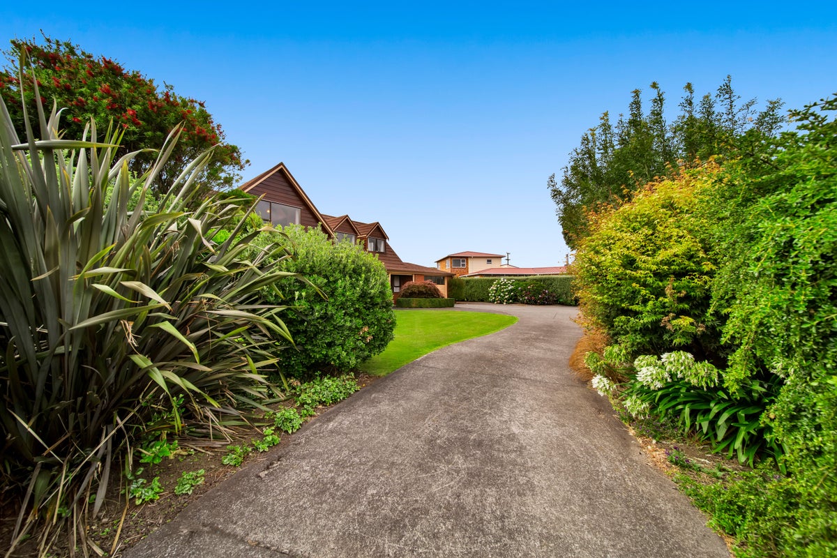 20 Murdoch Street, Hawera - Carousel 2
