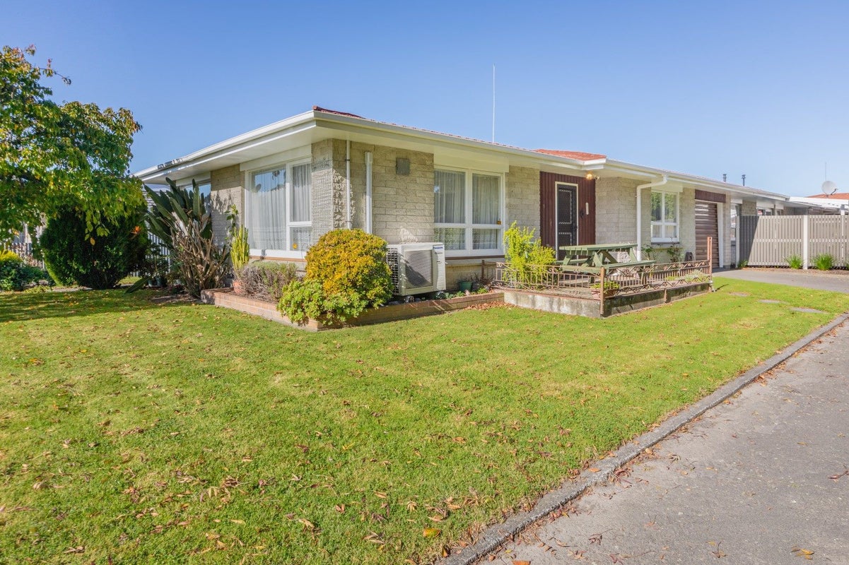1/1 Peddie Street, TARADALE, NAPIER - Carousel 1