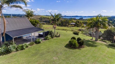 2701 State Highway 10, Mangonui, Mangonui - Carousel 1