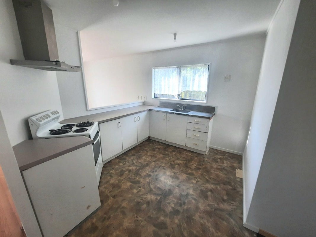11A Clarice Place, Takanini, Auckland - Carousel 2