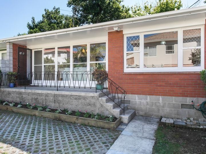 5/8 Tawera Road, Greenlane, Auckland - Carousel 1
