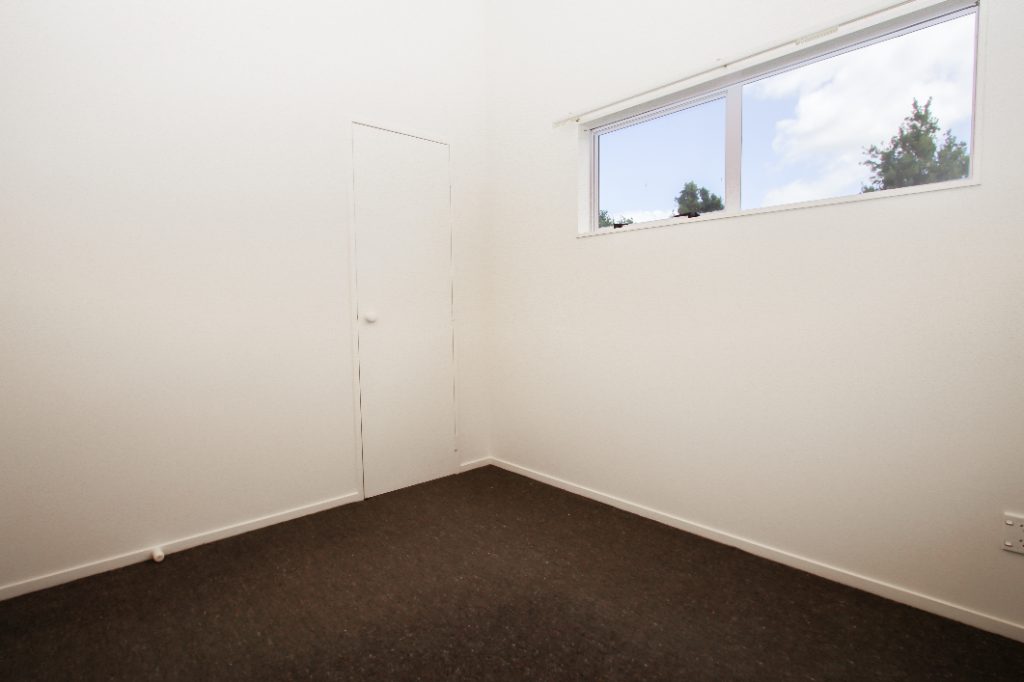 6 Rowling Place, Leamington, Cambridge - Carousel 11