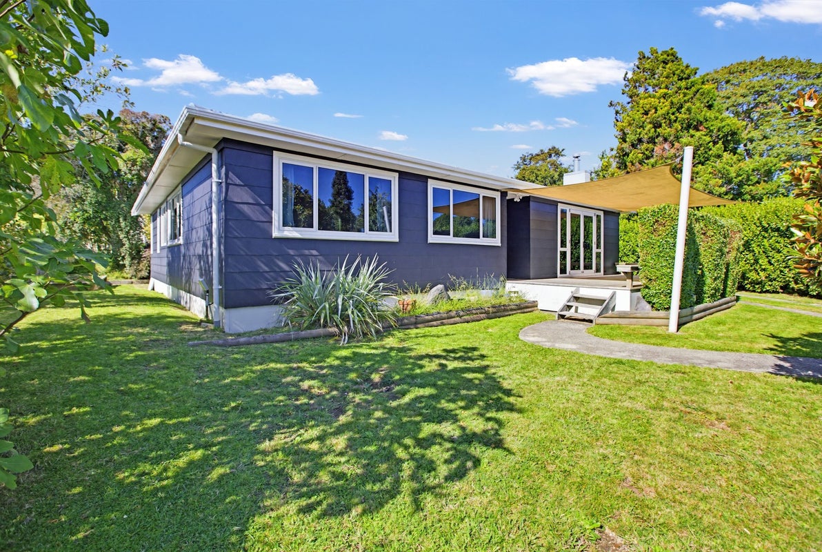 17 Alastair Avenue, Owhata, Rotorua - Carousel 1