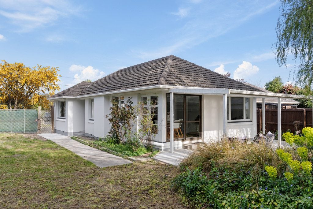 23 Spurway Place, Mairehau, Christchurch - Carousel 1