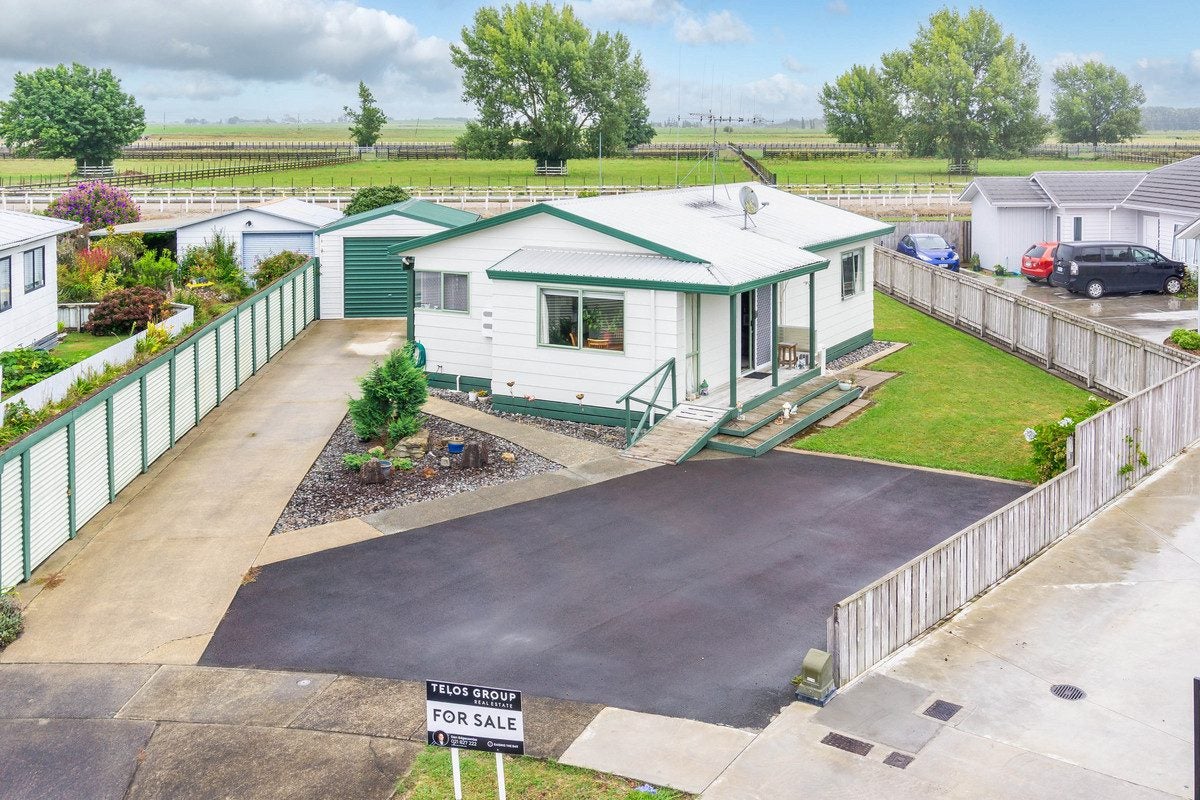 24 Shelley Jane Place, Dinsdale, Hamilton - Carousel 1