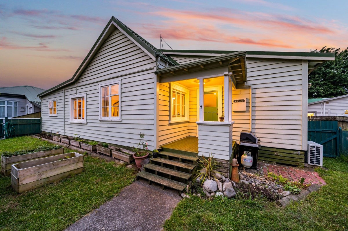 579C Fergusson Drive, Trentham, Upper Hutt - Carousel 17
