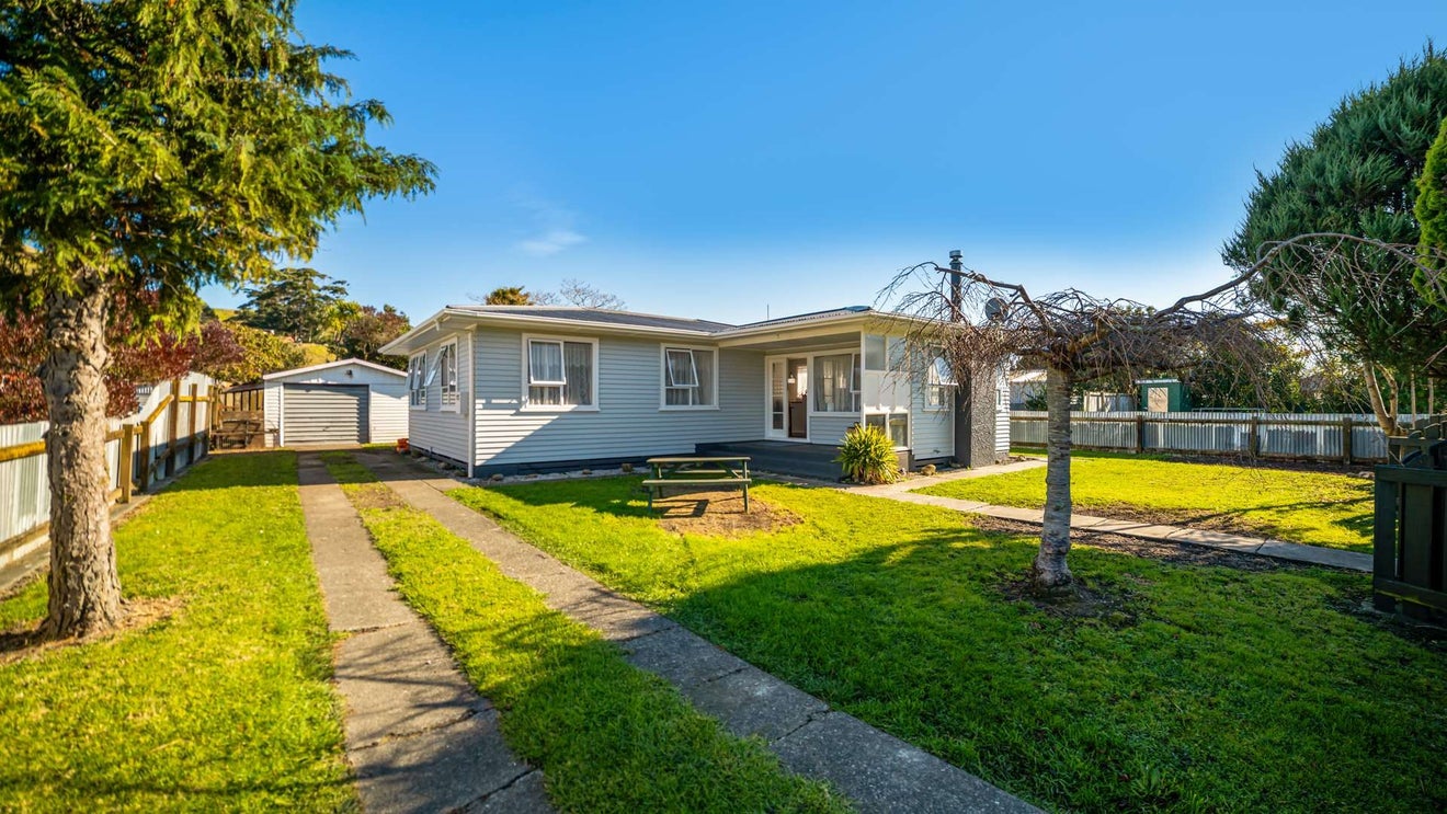27 Steele Road, Tamarau, Gisborne - Carousel 1