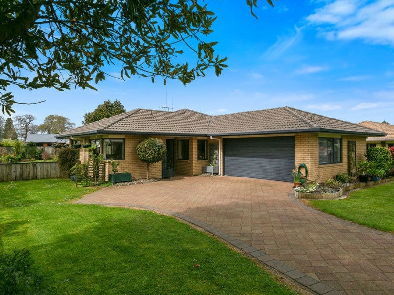 100 Tennyson Street, Leamington, Cambridge - Carousel 1