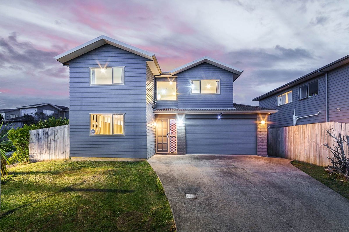 39 Clover Drive, Henderson, Auckland - Carousel 20