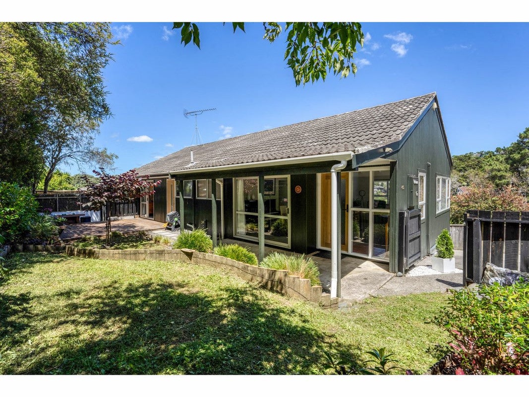 1/45 Coronation Road, Hillcrest, Auckland - Carousel 1