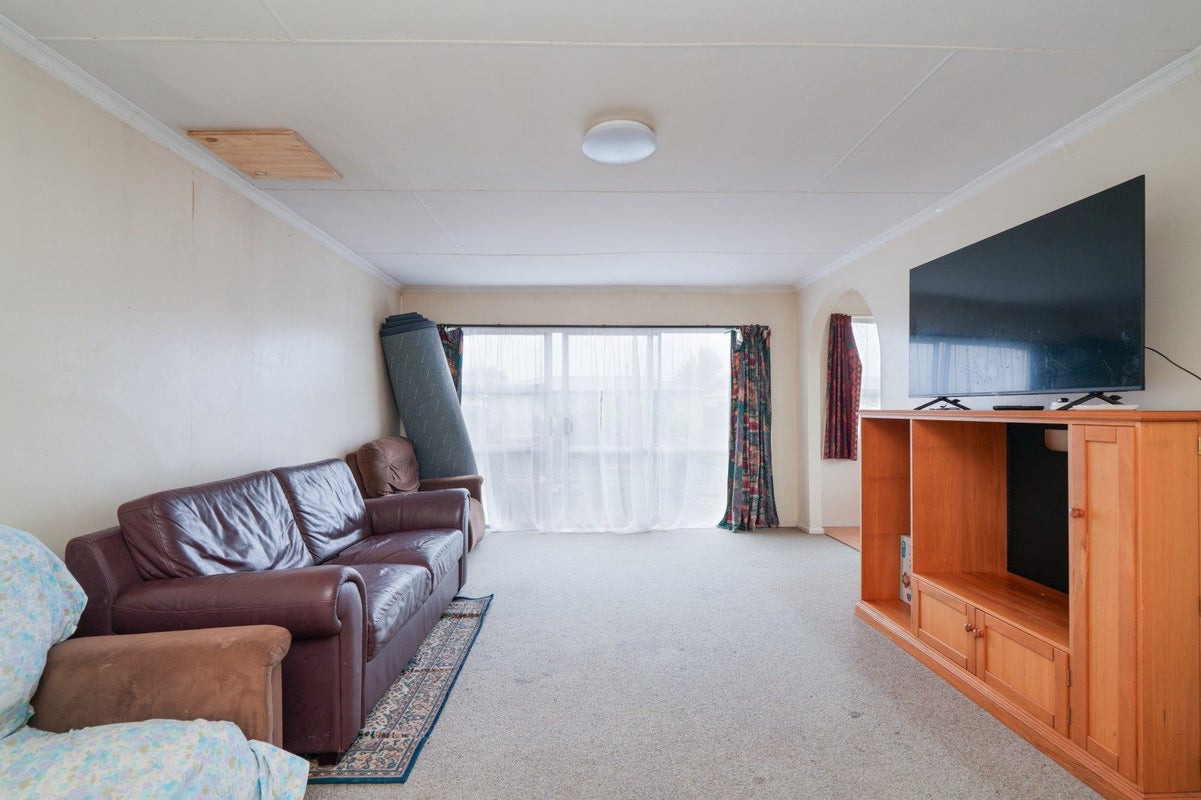 11 Boyne Street, Clifton, Invercargill, Southland - Carousel 2