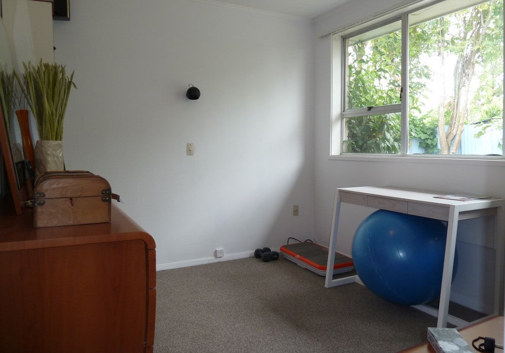 1/202 Warwick Road, Mayfair, Hastings - Carousel 10