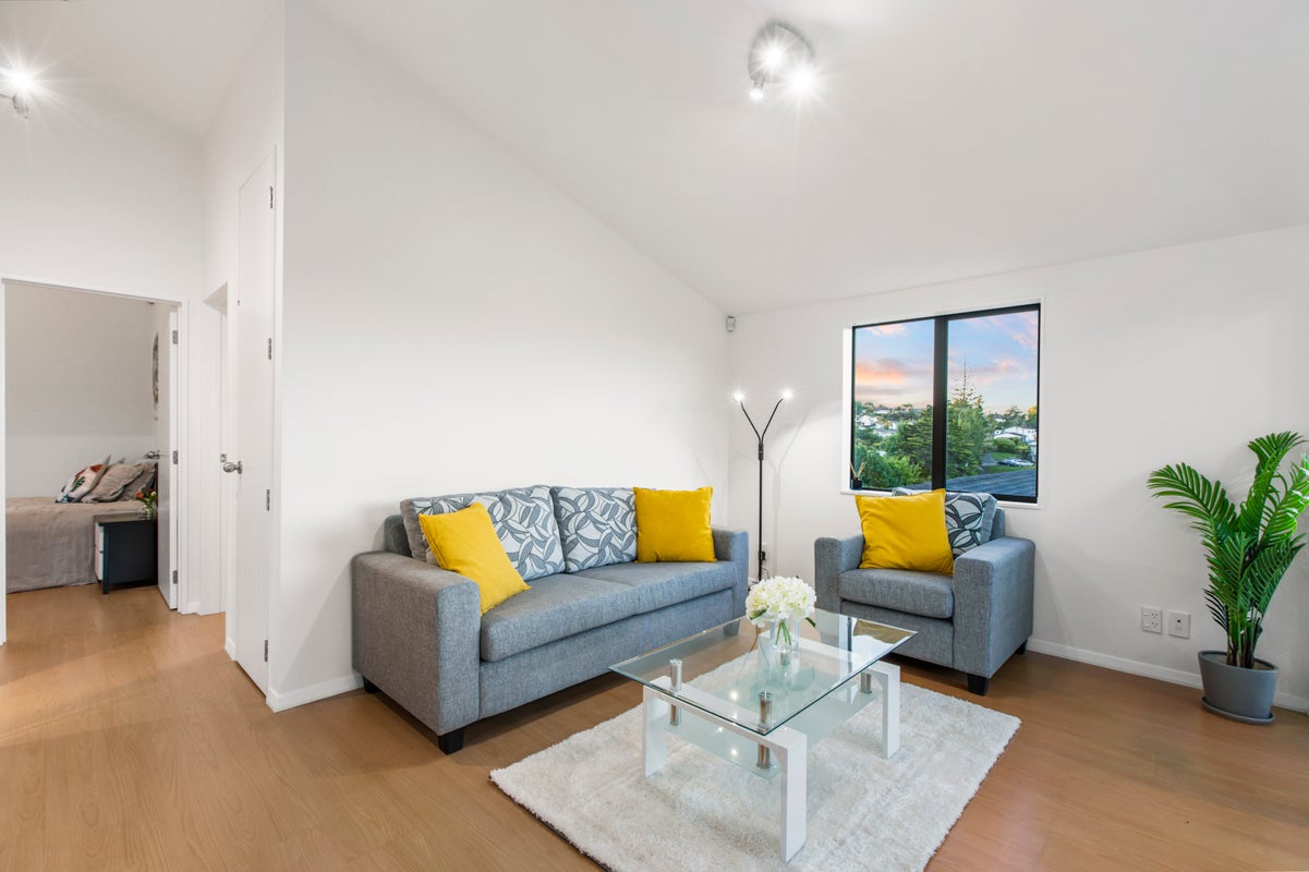 31 Lastel Place, Shelly Park, Auckland - Carousel 35