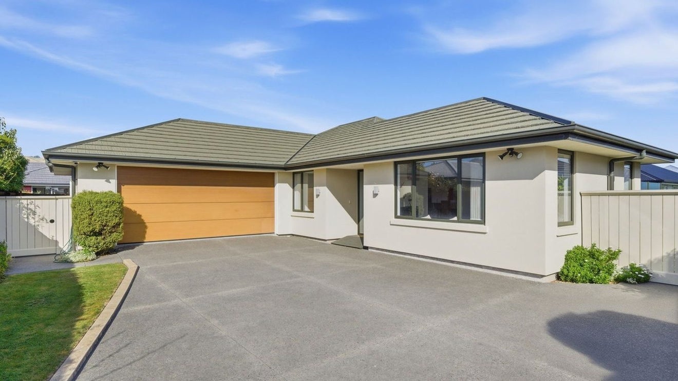 22 Mollymawk Place, Woolston, Christchurch - Carousel 1