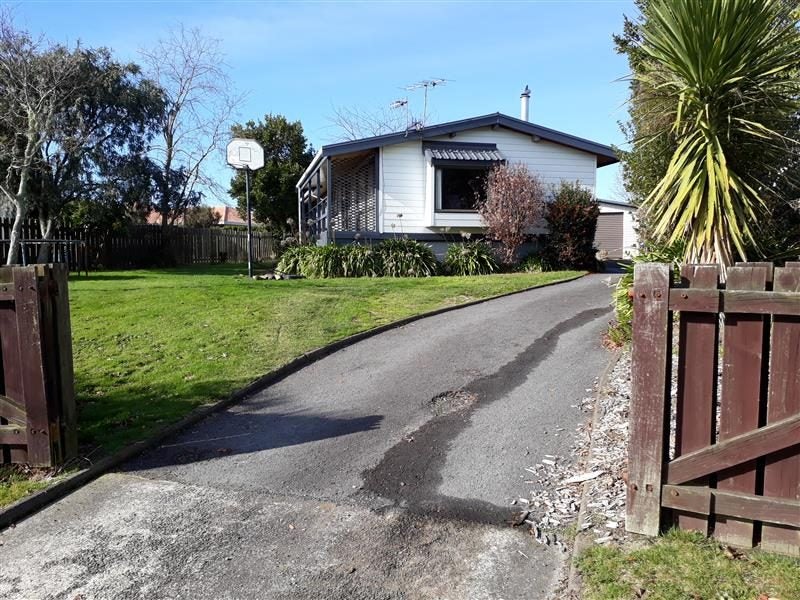 6 Te Ana Place, Lynmore, Rotorua - Carousel 1