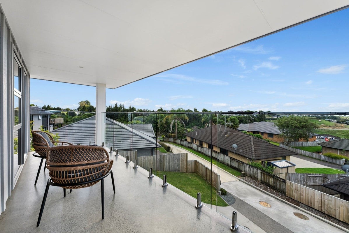62 Kinloch Drive, Bethlehem, Tauranga - Carousel 2