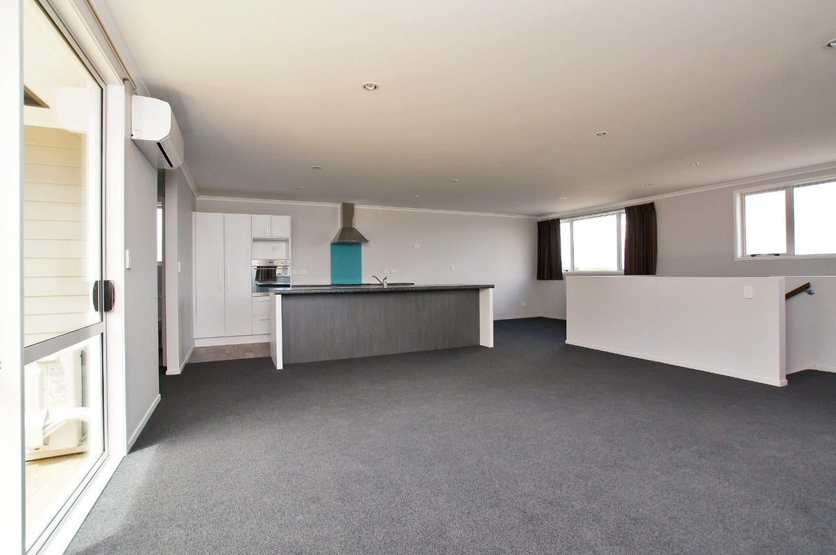 2 Matlock Lane, Dinsdale, Hamilton - Carousel 2