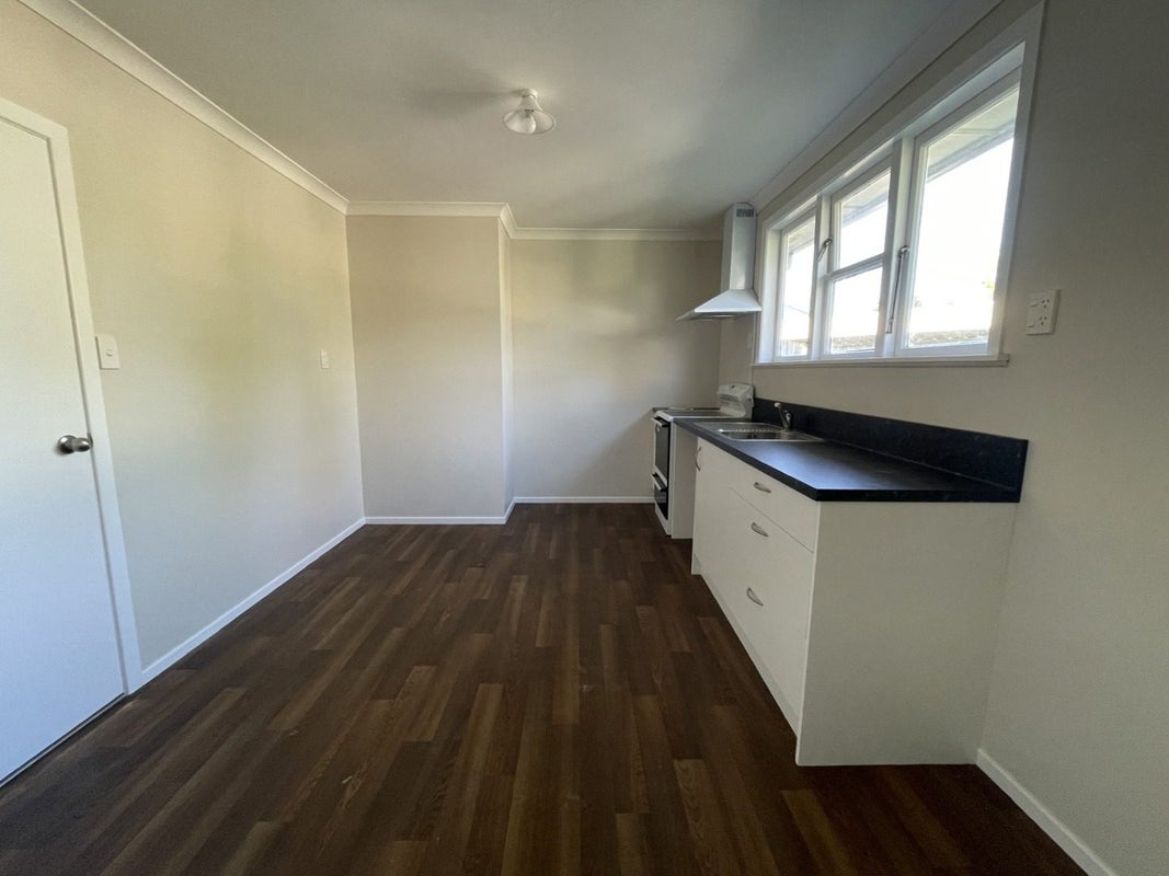 45 Kakamutu Road, Otorohanga, Otorohanga - Carousel 2