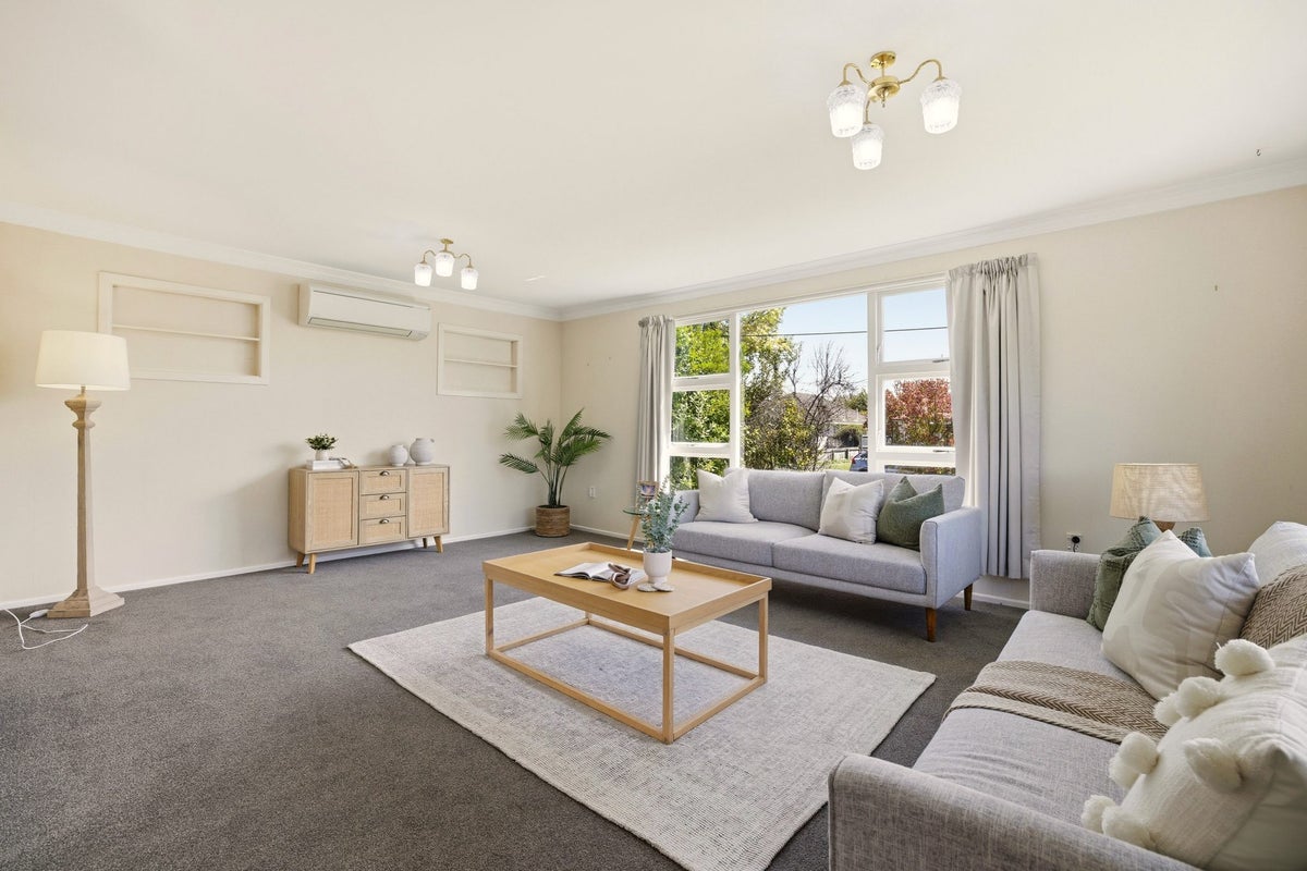 11 Leistrella Road, Hoon Hay, Christchurch - Carousel 2