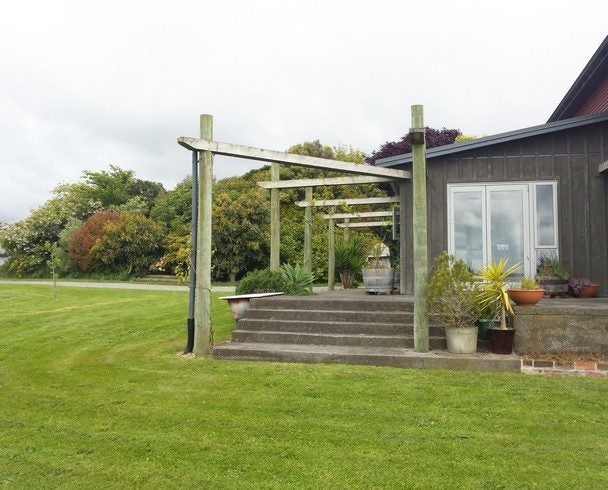 643 Manutahi Road, Lepperton, New Plymouth - Carousel 8