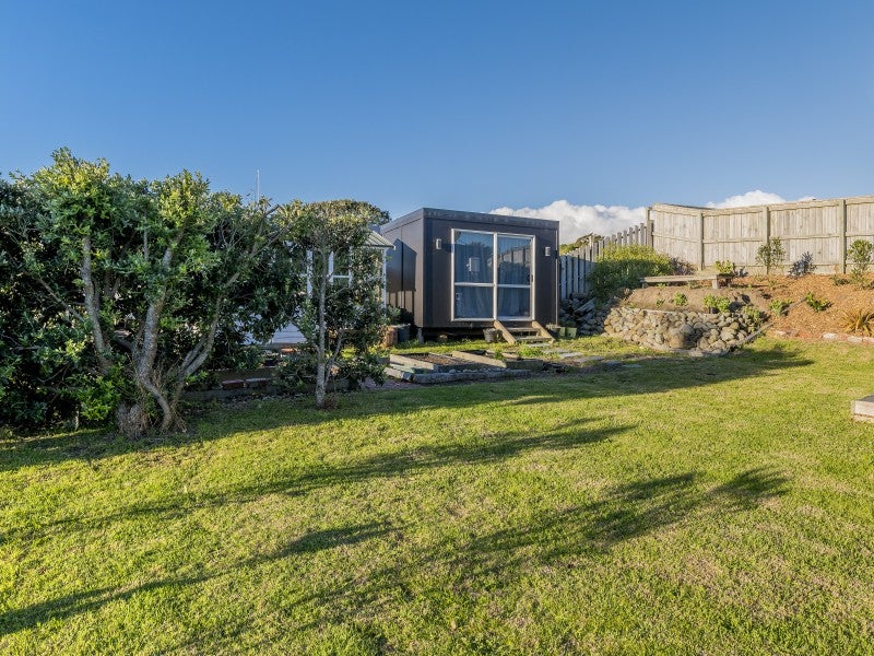 105 Mountain View Terrace, END, OTAKI BEACH - Carousel 15