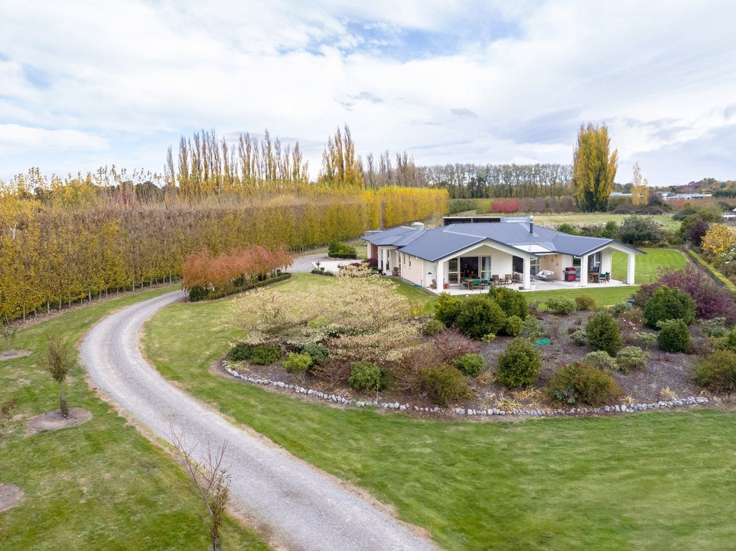 71 North Street, Greytown - Carousel 1