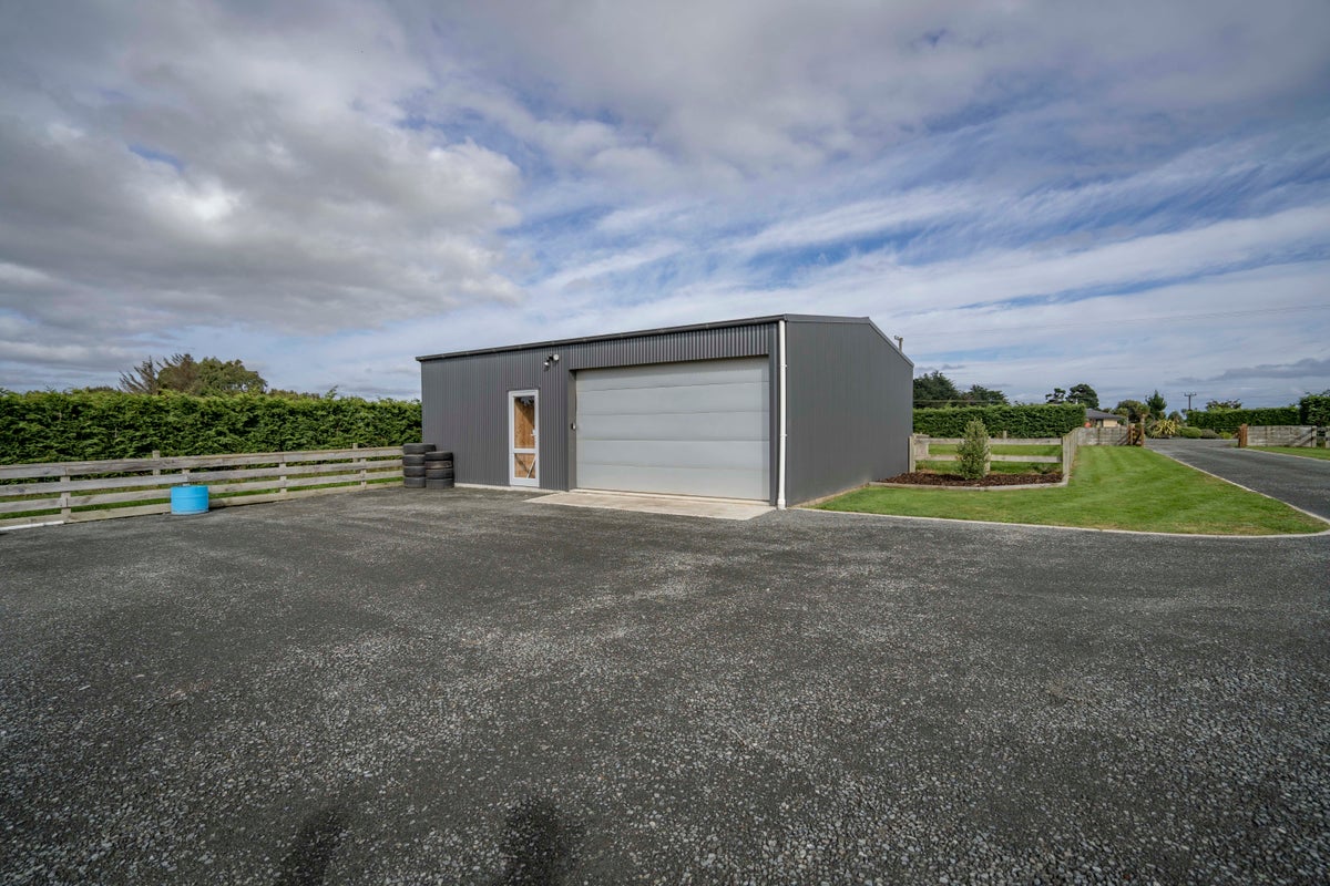 15 Wilcox Road, Seaward Bush, Invercargill - Carousel 20