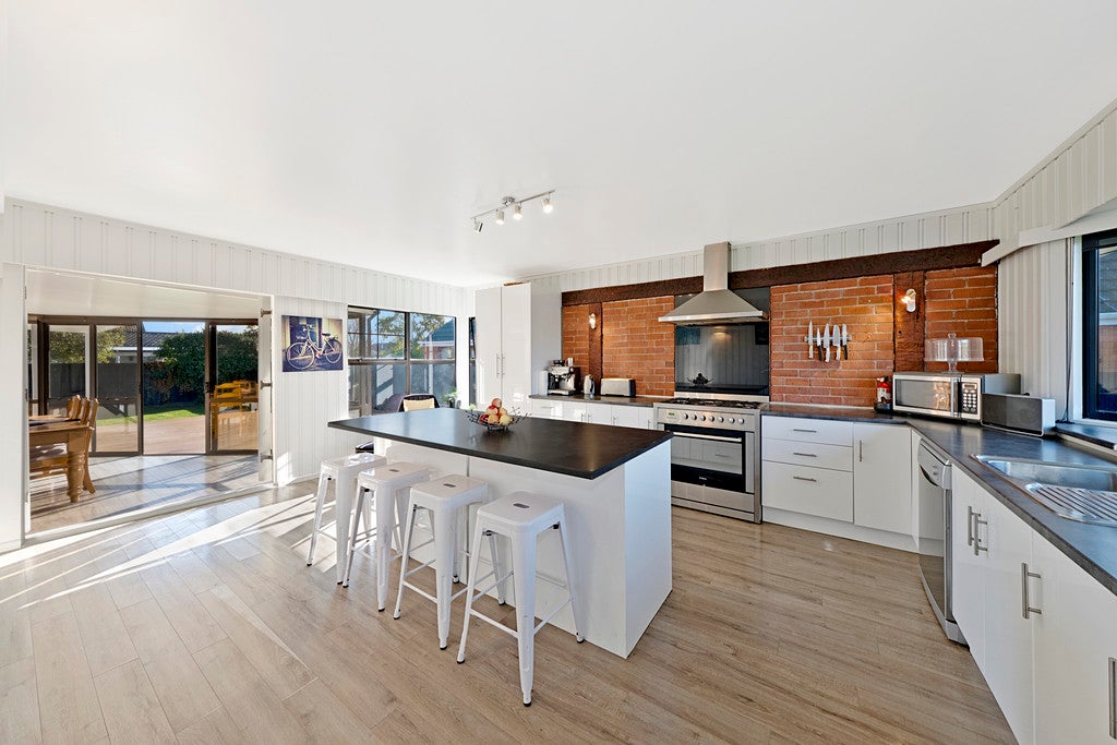 53 Kimberley Street, Casebrook, Christchurch - Carousel 2