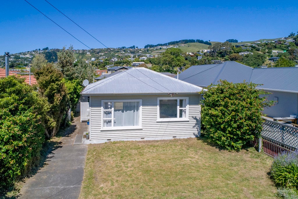 17 Taupata Street, Redcliffs, Christchurch - Carousel 1