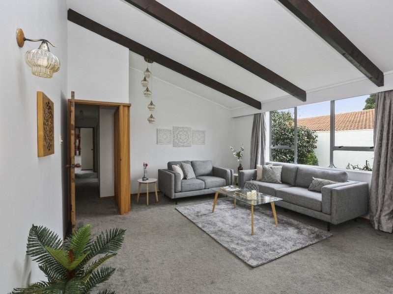 70 Manu Crescent, Upper Vogeltown, New Plymouth - Carousel 2