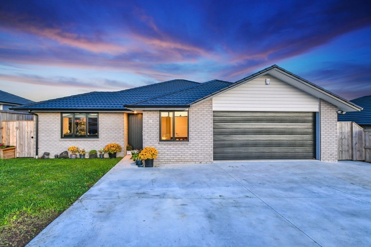 18 Leathem Crescent, Pokeno - Carousel 2