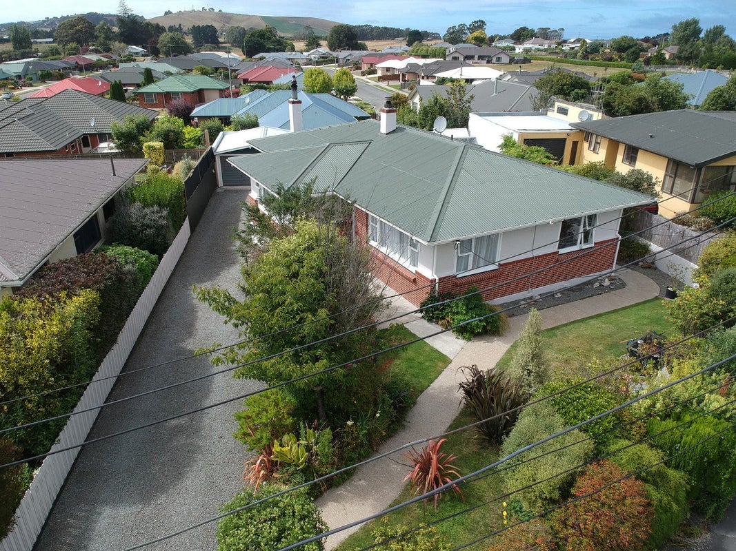 71 Stuart Street, Holmes Hill, Oamaru - Carousel 1