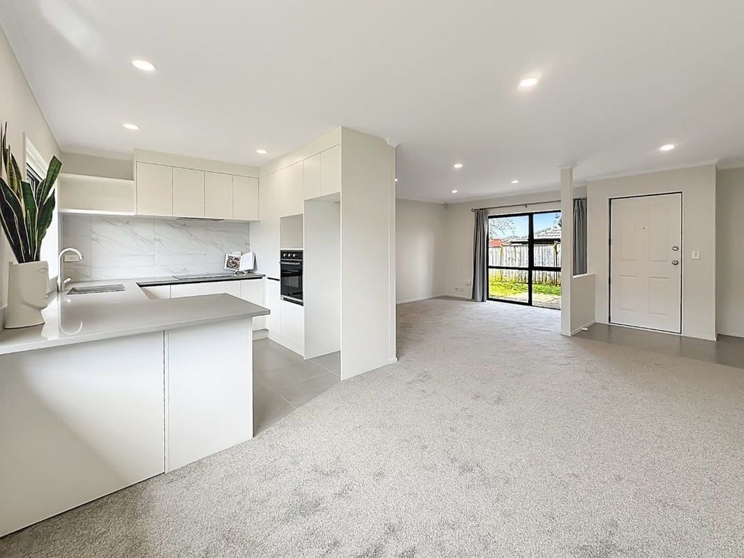43 Foxlaw Street, Randwick Park, Auckland - Carousel 2