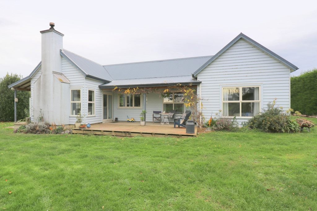 2044 Winton Lorneville Highway, Makarewa - Carousel 2
