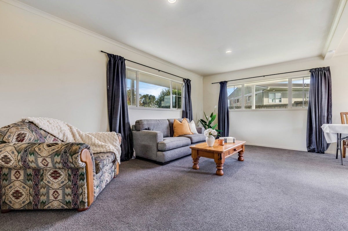 1 Henry Lane, Patumahoe, Pukekohe - Carousel 2