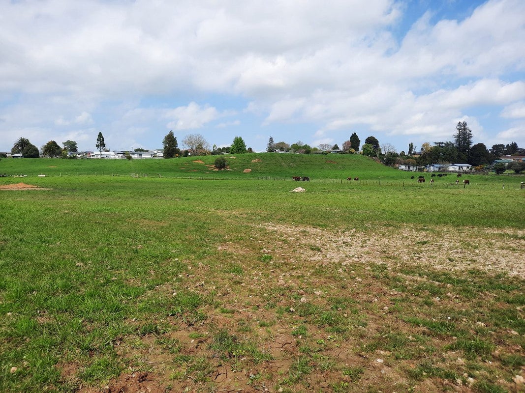 2 McGhie Road, Kihikihi, Te Awamutu - Carousel 1