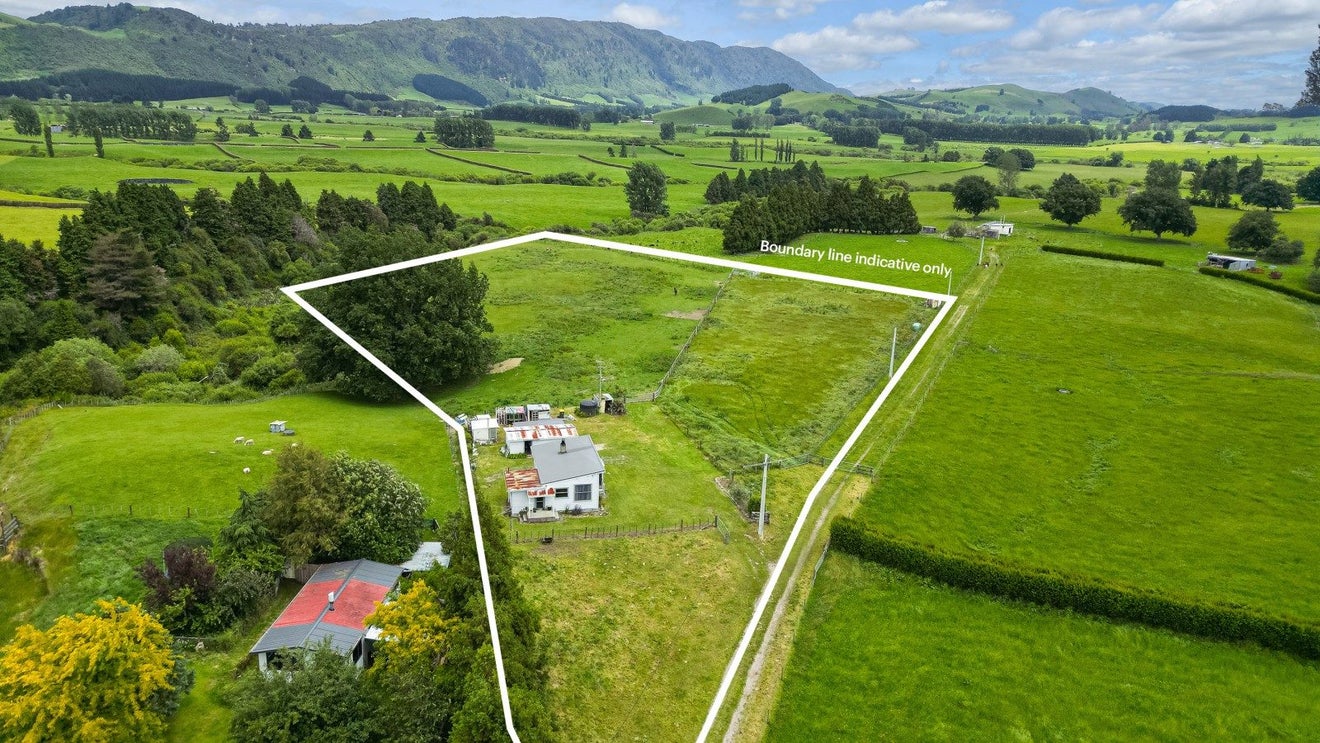 698 Corbett Road, Rotorua - Carousel 1