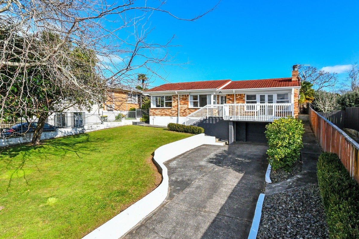 3 David Avenue, Hillpark, Auckland - Carousel 1