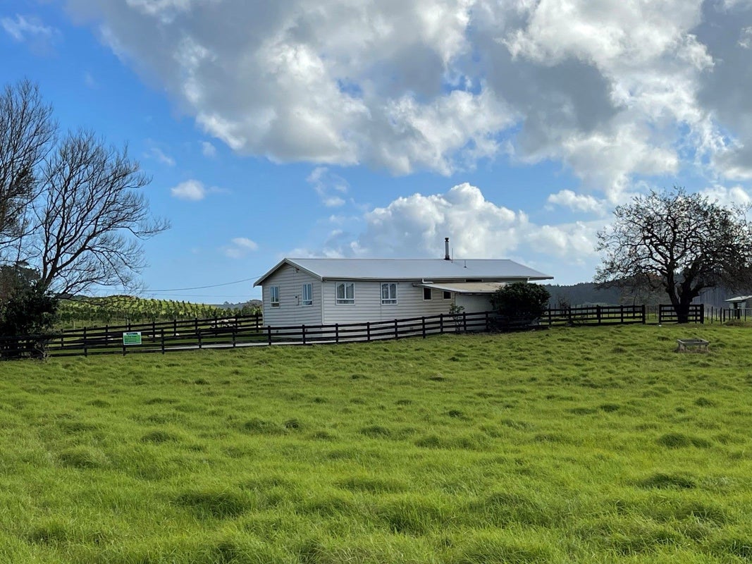 92 Babylon Coast Road, Parore, Dargaville - Carousel 1