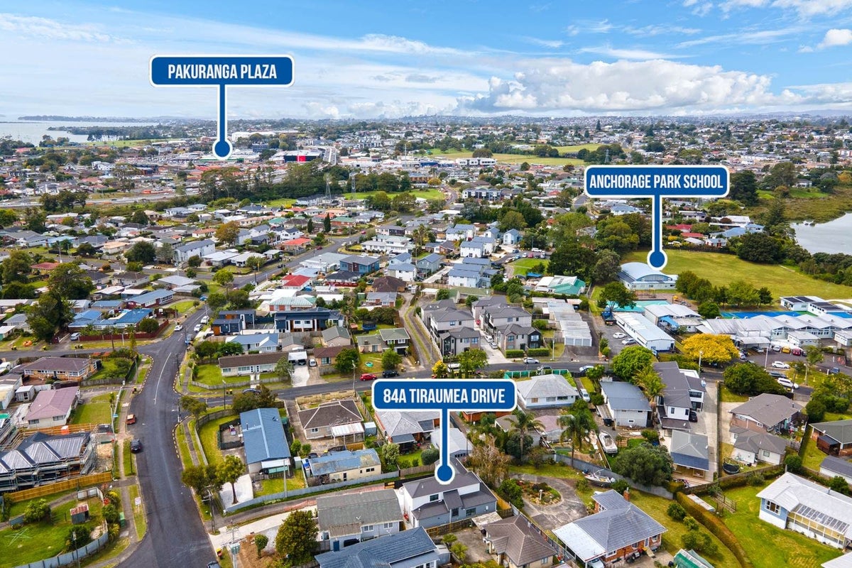 84A Tiraumea Drive, Pakuranga, Auckland - Carousel 35