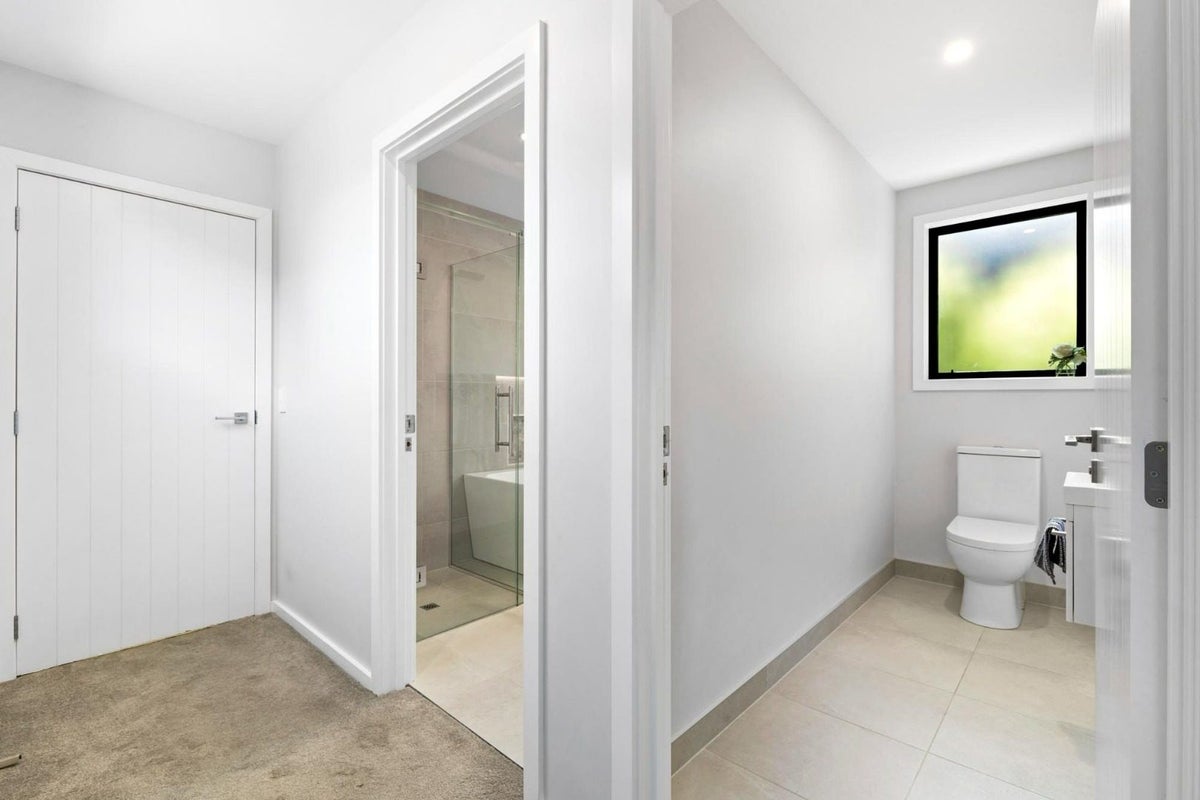 35 Rannoch Drive, Jacks Point, Queenstown - Carousel 11