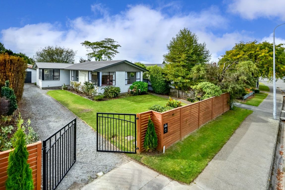22 Boston Avenue, Hornby, Christchurch - Carousel 1