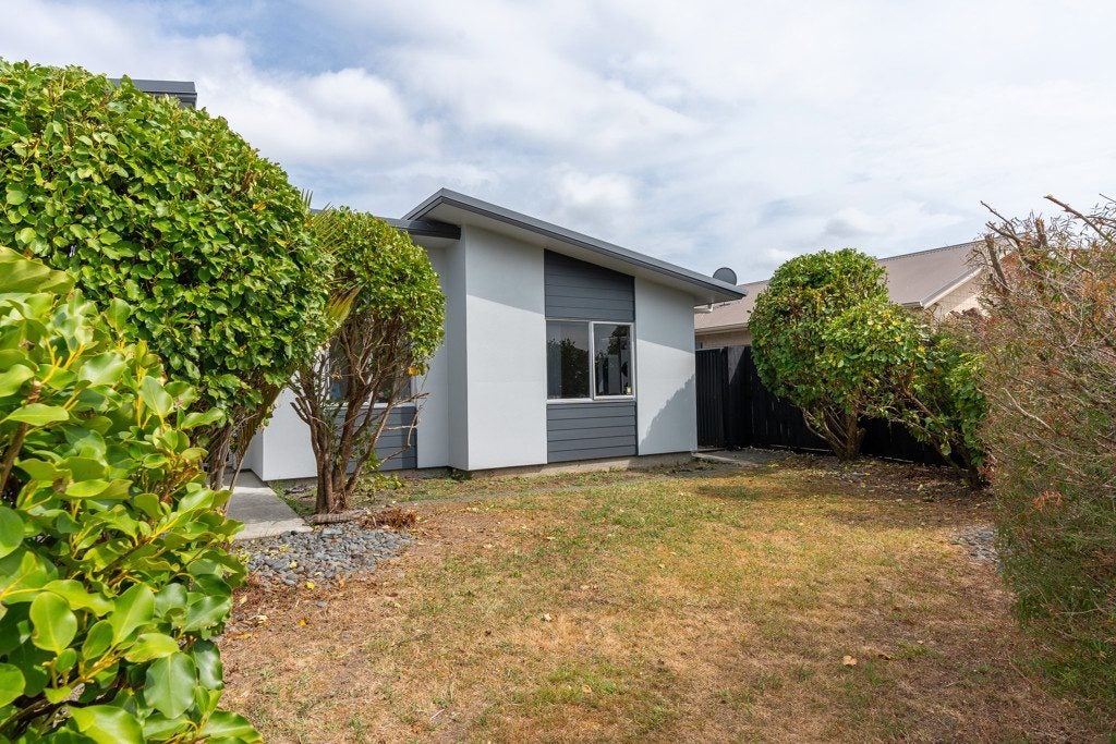 11 Landmark Court, Huntington, Hamilton - Carousel 18